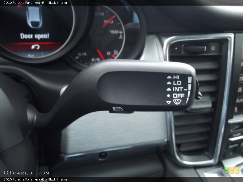 Black Interior Controls for the 2010 Porsche Panamera 4S #86516911