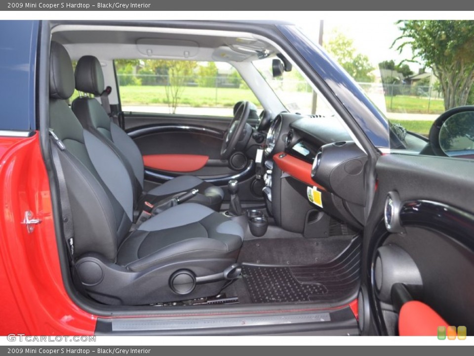 Black/Grey Interior Front Seat for the 2009 Mini Cooper S Hardtop #86520559