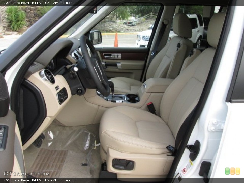 Almond Interior Photo for the 2013 Land Rover LR4 HSE LUX #86537600