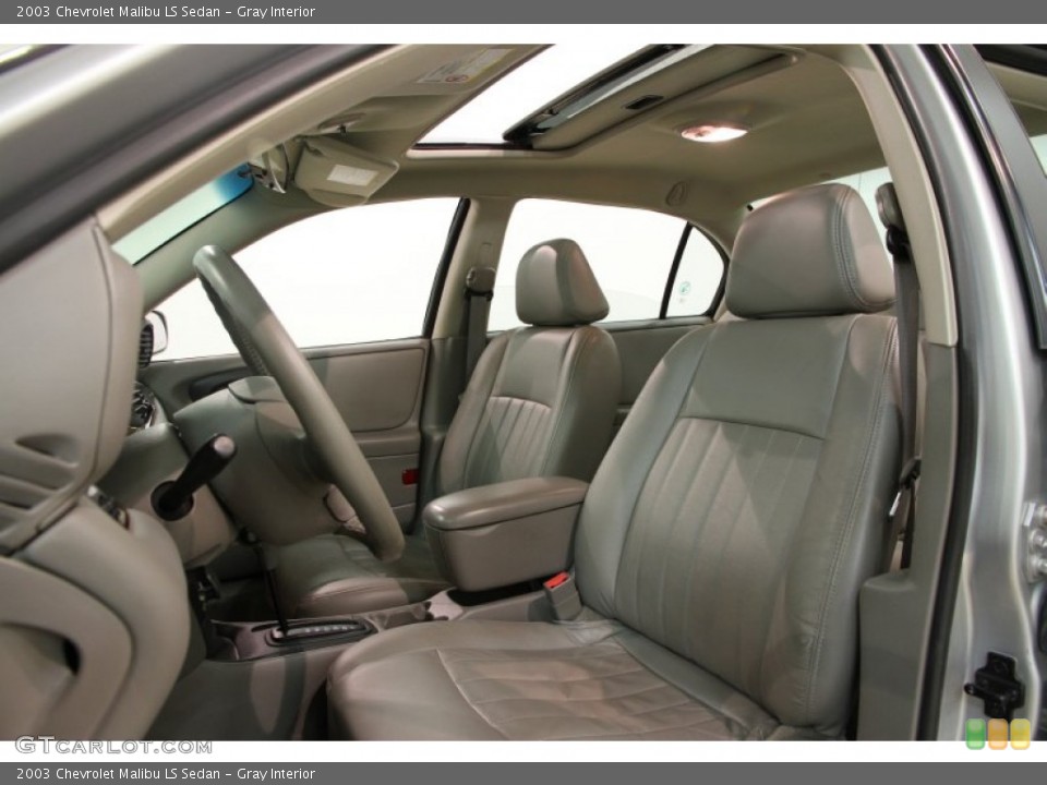 Gray Interior Photo for the 2003 Chevrolet Malibu LS Sedan #86559612