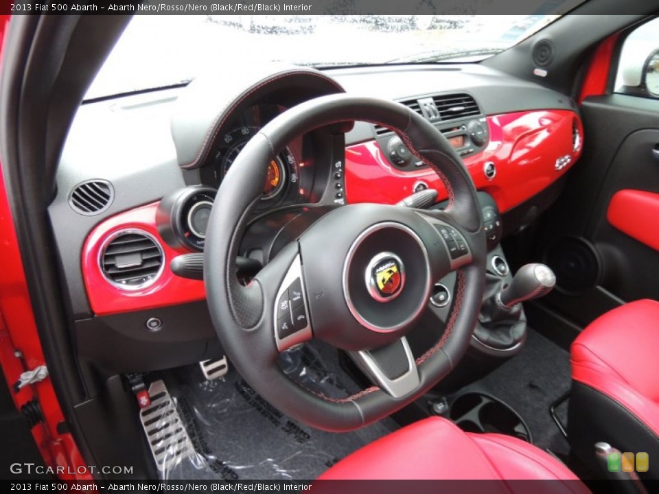 Abarth Nero/Rosso/Nero (Black/Red/Black) 2013 Fiat 500 Interiors