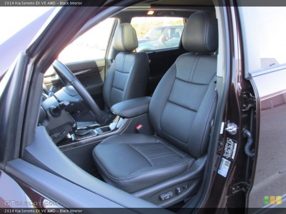 Black Interior Front Seat for the 2014 Kia Sorento EX V6 AWD #86566011