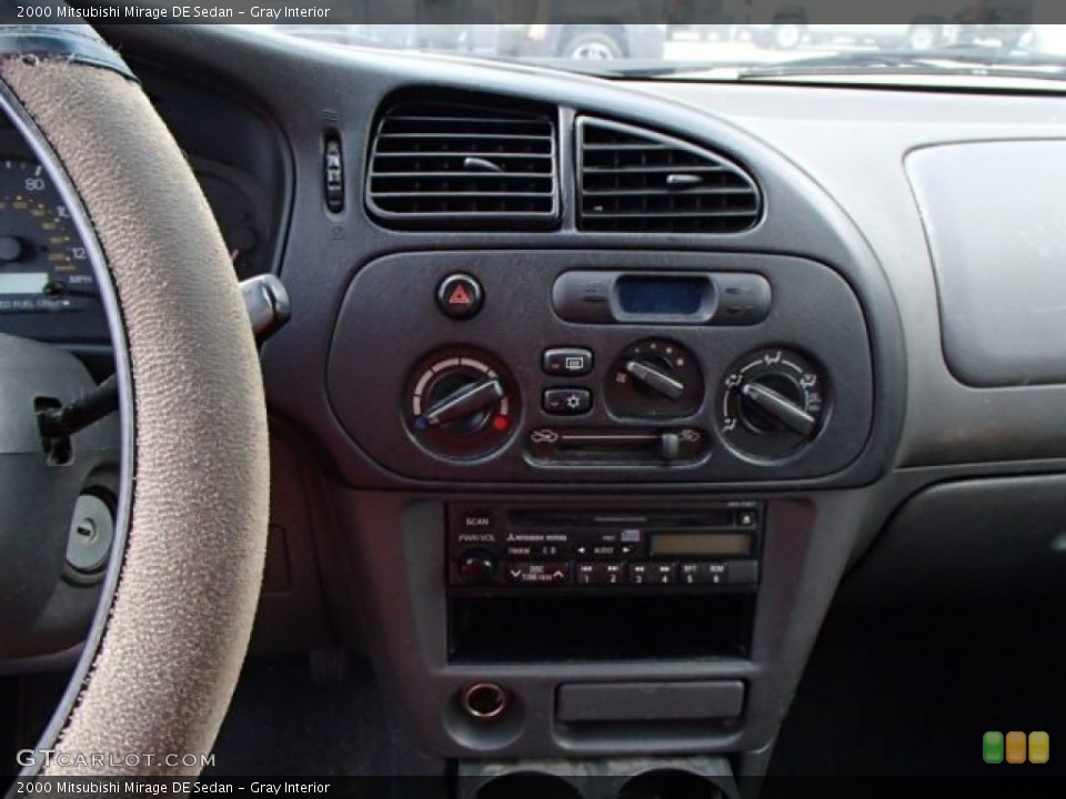 Gray Interior Controls for the 2000 Mitsubishi Mirage DE Sedan #86566689
