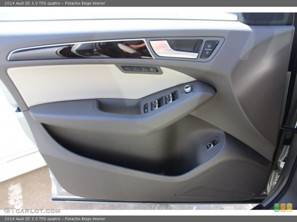 Pistachio Beige Interior Door Panel for the 2014 Audi Q5 3.0 TFSI quattro #86586242