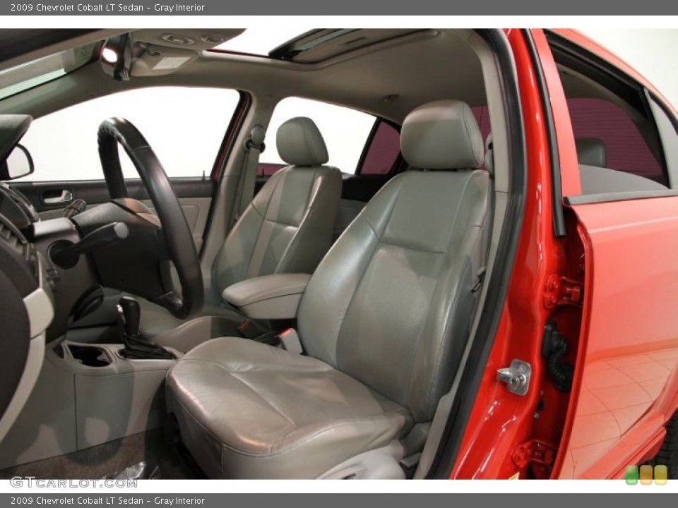 Gray Interior Photo for the 2009 Chevrolet Cobalt LT Sedan #86610459