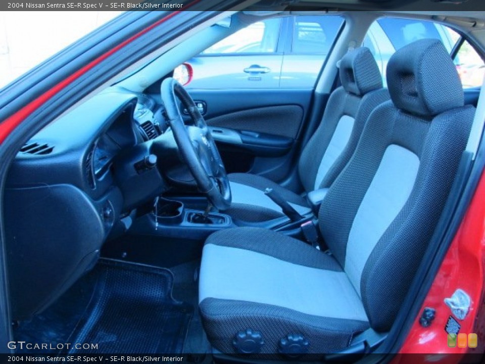 SE-R Black/Silver Interior Photo for the 2004 Nissan Sentra SE-R Spec V #86611414