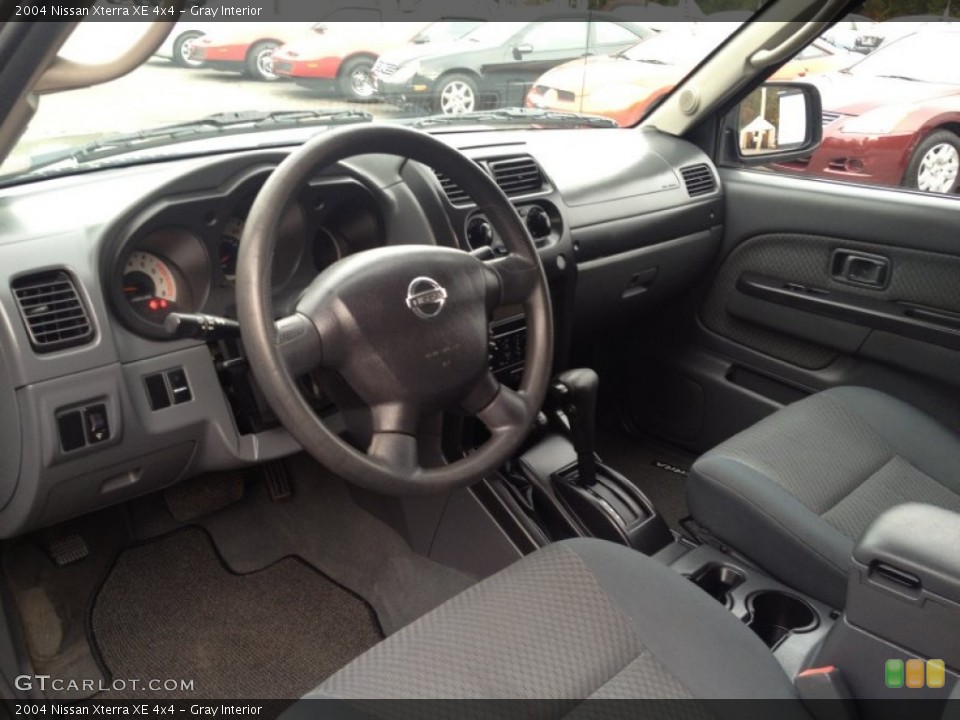 Gray 2004 Nissan Xterra Interiors
