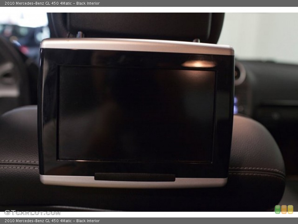 Black Interior Entertainment System for the 2010 Mercedes-Benz GL 450 4Matic #86631766