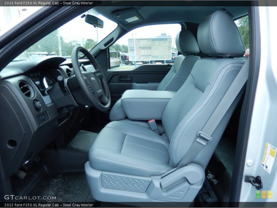 Steel Gray Interior Photo for the 2013 Ford F150 XL Regular Cab #86638120