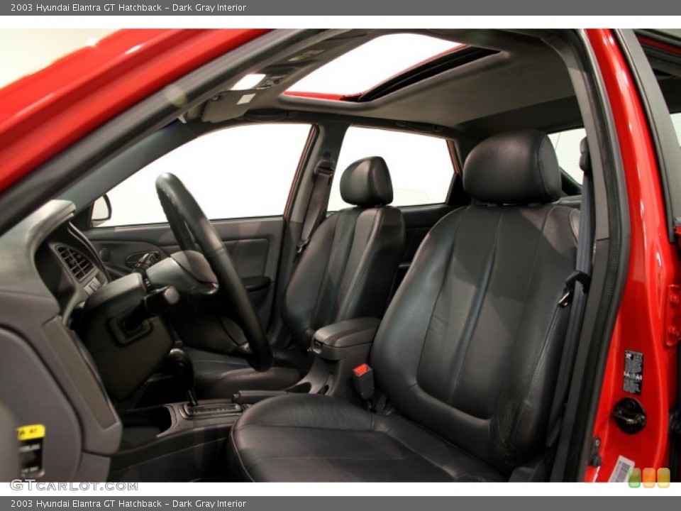 Dark Gray Interior Photo for the 2003 Hyundai Elantra GT Hatchback #86667130