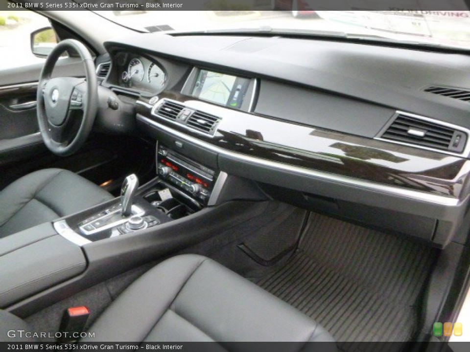 Black Interior Dashboard for the 2011 BMW 5 Series 535i xDrive Gran Turismo #86684288