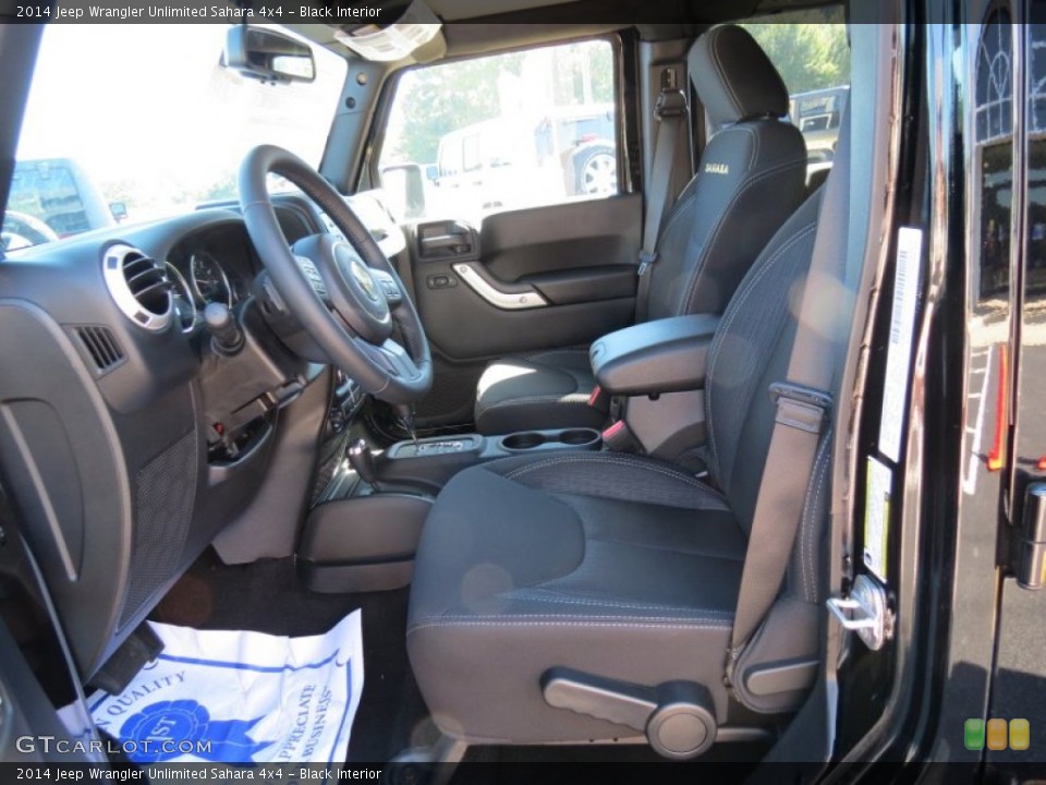 Black Interior Photo for the 2014 Jeep Wrangler Unlimited Sahara 4x4 #86685369