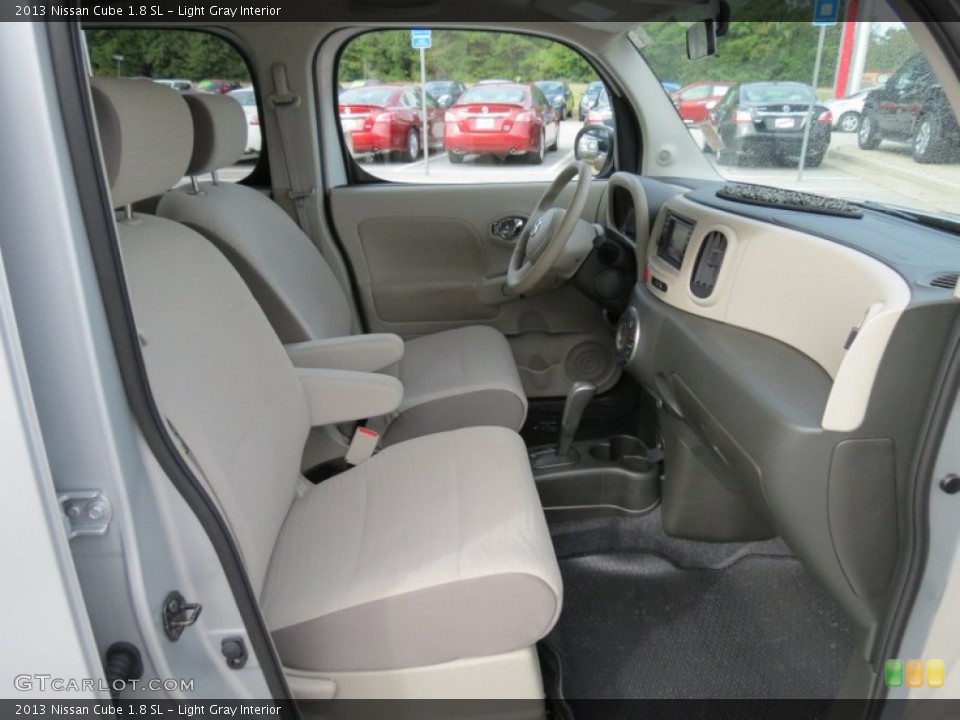 Light Gray Interior Front Seat for the 2013 Nissan Cube 1.8 SL #86706153