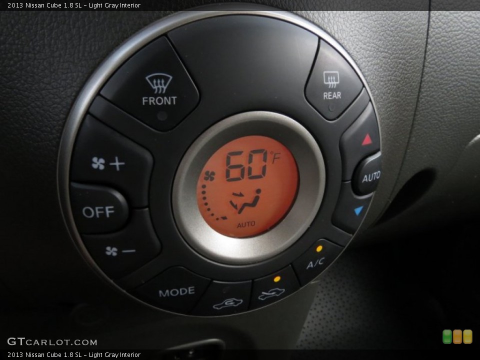 Light Gray Interior Controls for the 2013 Nissan Cube 1.8 SL #86706378