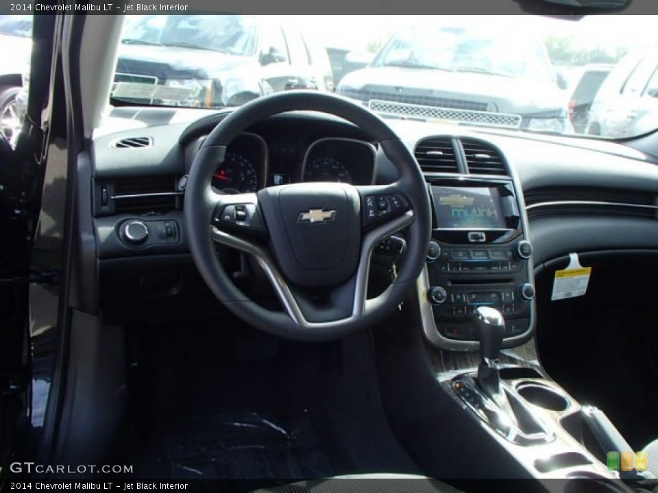Jet Black Interior Dashboard for the 2014 Chevrolet Malibu LT #86709051