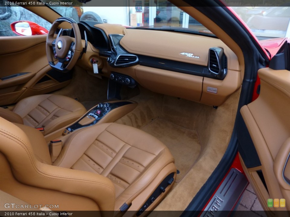 Cuoio Interior Dashboard for the 2010 Ferrari 458 Italia #86721732