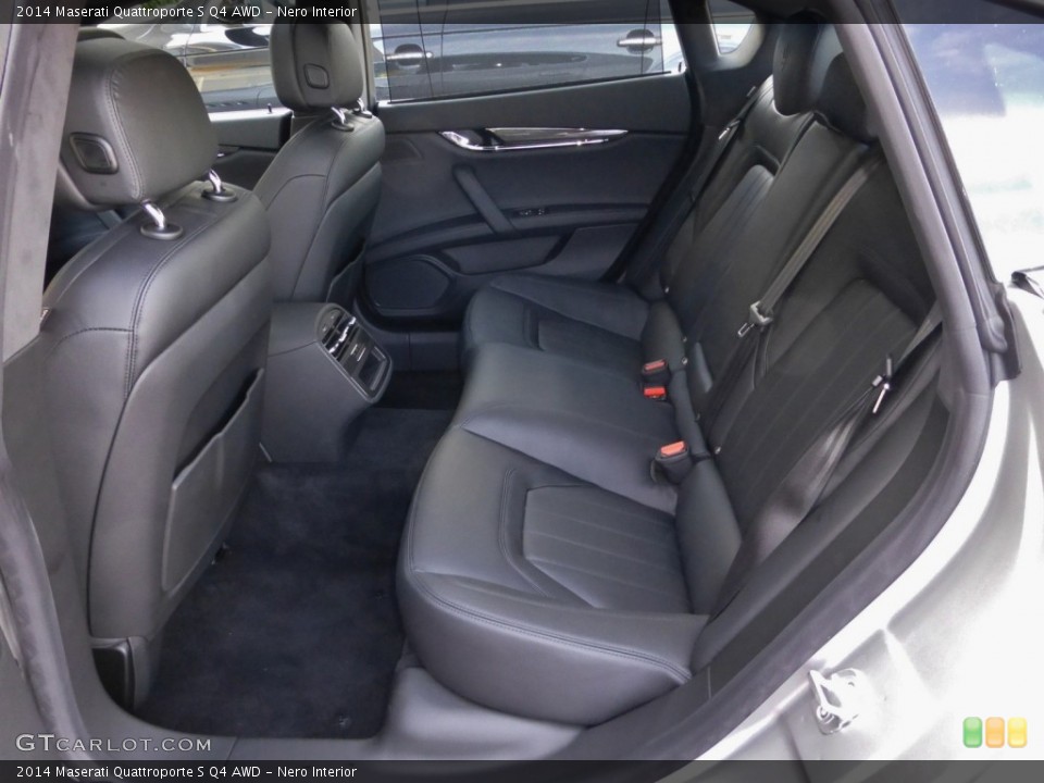 Nero Interior Rear Seat for the 2014 Maserati Quattroporte S Q4 AWD #86722599