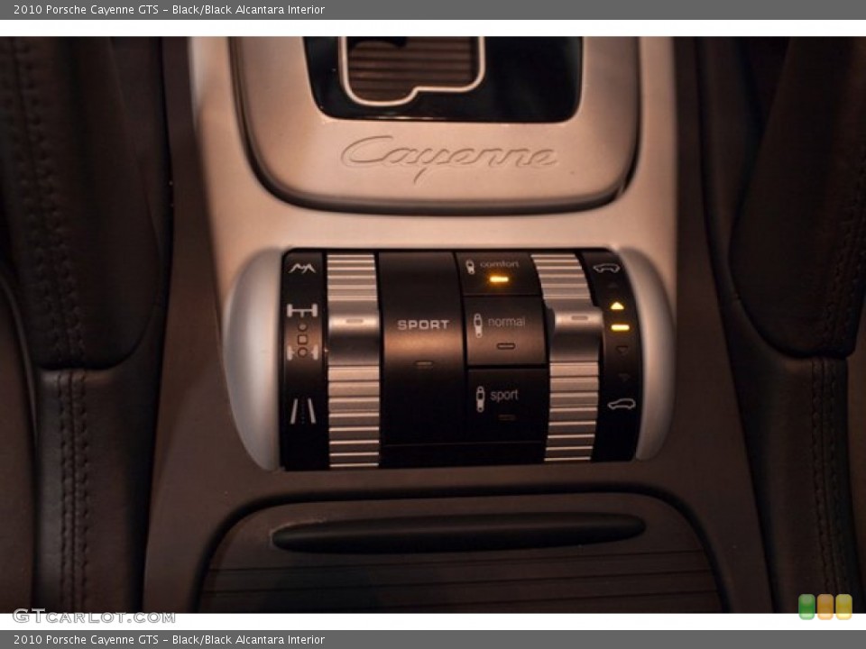 Black/Black Alcantara Interior Controls for the 2010 Porsche Cayenne GTS #86760030
