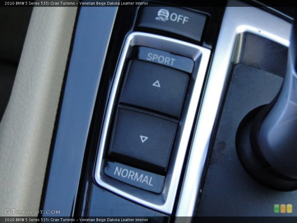 Venetian Beige Dakota Leather Interior Controls for the 2010 BMW 5 Series 535i Gran Turismo #86808156