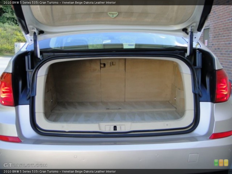Venetian Beige Dakota Leather Interior Trunk for the 2010 BMW 5 Series 535i Gran Turismo #86808171