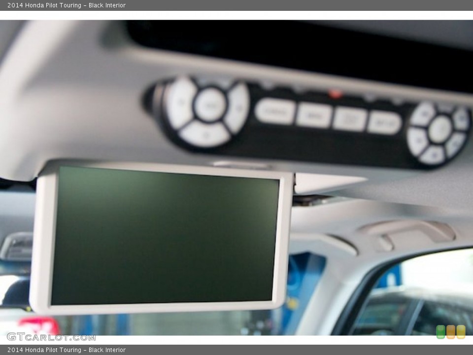 Black Interior Entertainment System for the 2014 Honda Pilot Touring #86809986