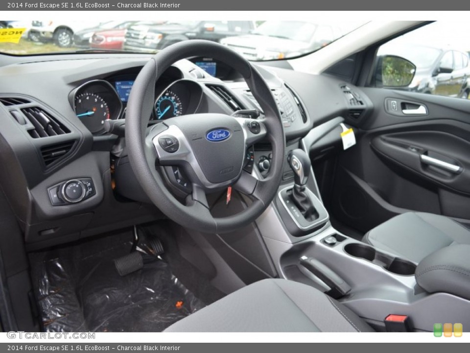 Charcoal Black Interior Photo for the 2014 Ford Escape SE 1.6L EcoBoost #86817575