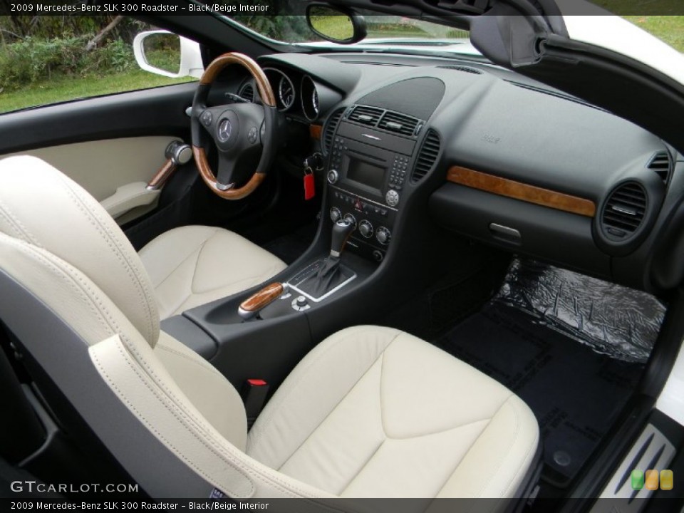 Black/Beige Interior Dashboard for the 2009 Mercedes-Benz SLK 300 Roadster #86835128