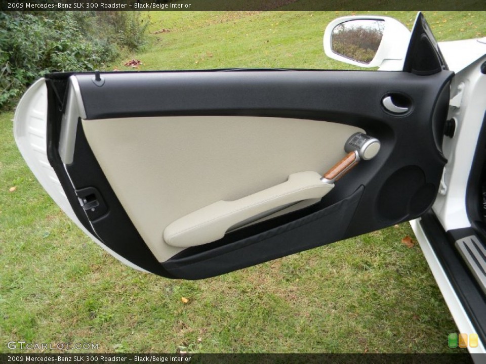 Black/Beige Interior Door Panel for the 2009 Mercedes-Benz SLK 300 Roadster #86835156