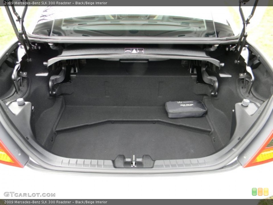 Black/Beige Interior Trunk for the 2009 Mercedes-Benz SLK 300 Roadster #86835359