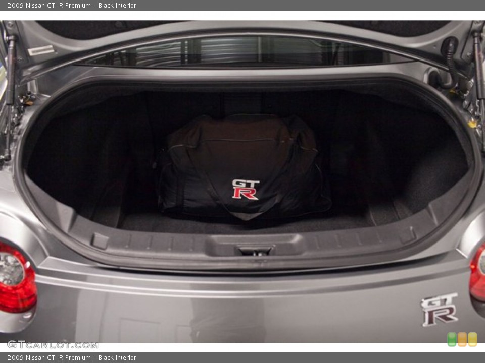 Black Interior Trunk for the 2009 Nissan GT-R Premium #86837870