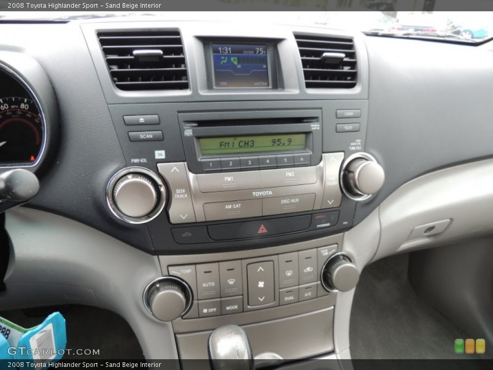 Sand Beige Interior Controls for the 2008 Toyota Highlander Sport #86846495