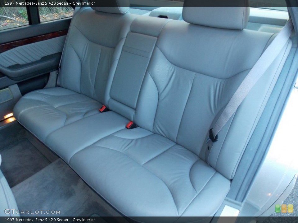 Grey Interior Rear Seat for the 1997 Mercedes-Benz S 420 Sedan #86881407