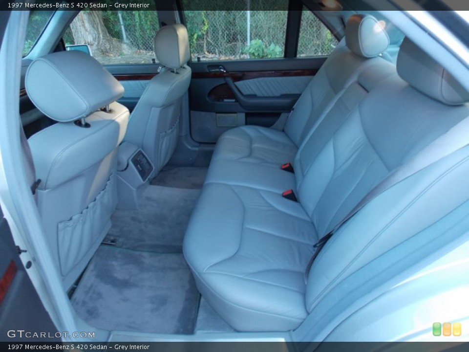Grey Interior Rear Seat for the 1997 Mercedes-Benz S 420 Sedan #86881431