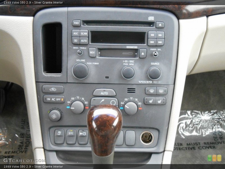 Silver Granite Interior Controls for the 1999 Volvo S80 2.9 #86896303