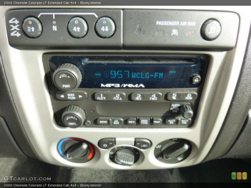 Ebony Interior Controls for the 2009 Chevrolet Colorado LT Extended Cab 4x4 #86899573