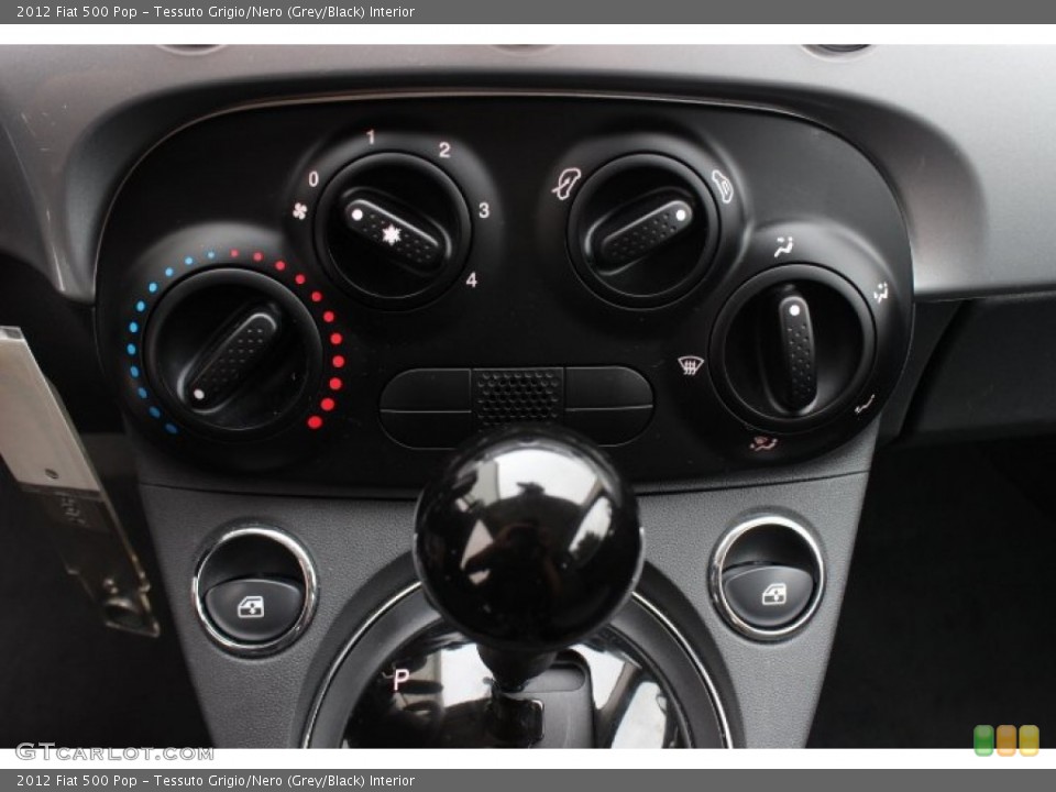 Tessuto Grigio/Nero (Grey/Black) Interior Controls for the 2012 Fiat 500 Pop #86909569