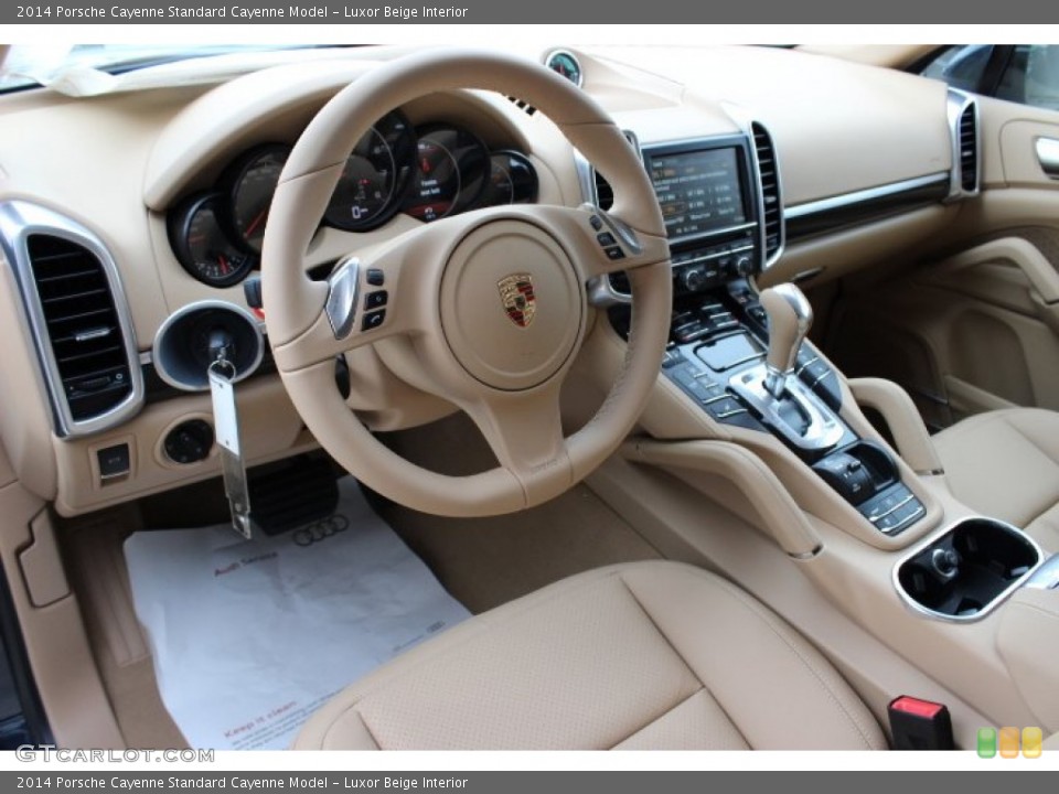 Luxor Beige Interior Photo for the 2014 Porsche Cayenne  #86909579