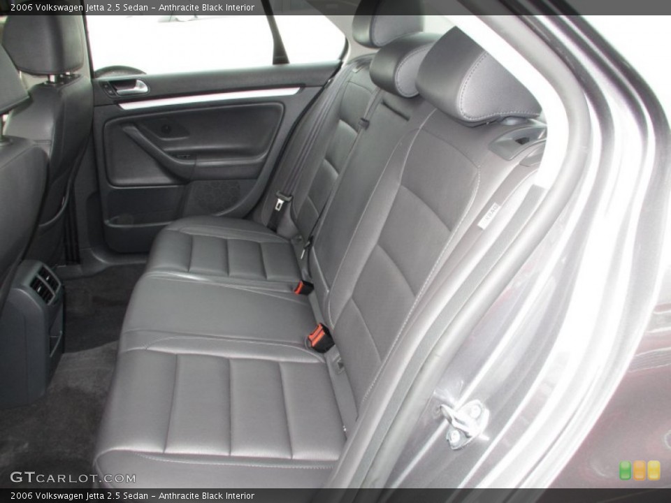 Anthracite Black Interior Rear Seat for the 2006 Volkswagen Jetta 2.5 Sedan #86911405