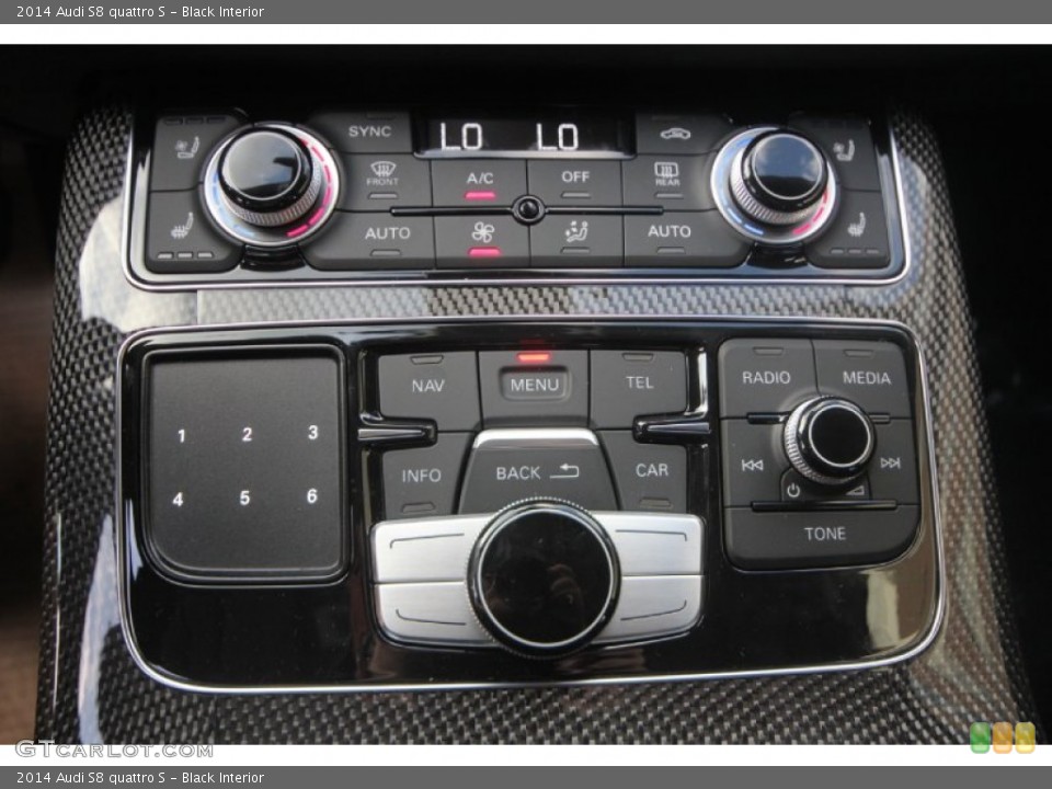 Black Interior Controls for the 2014 Audi S8 quattro S #86929579