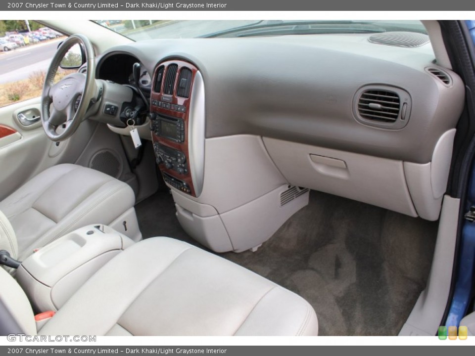 Dark Khaki/Light Graystone Interior Photo for the 2007 Chrysler Town & Country Limited #86936377