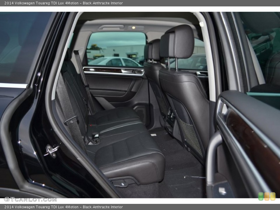 Black Anthracite Interior Rear Seat for the 2014 Volkswagen Touareg TDI Lux 4Motion #86943985