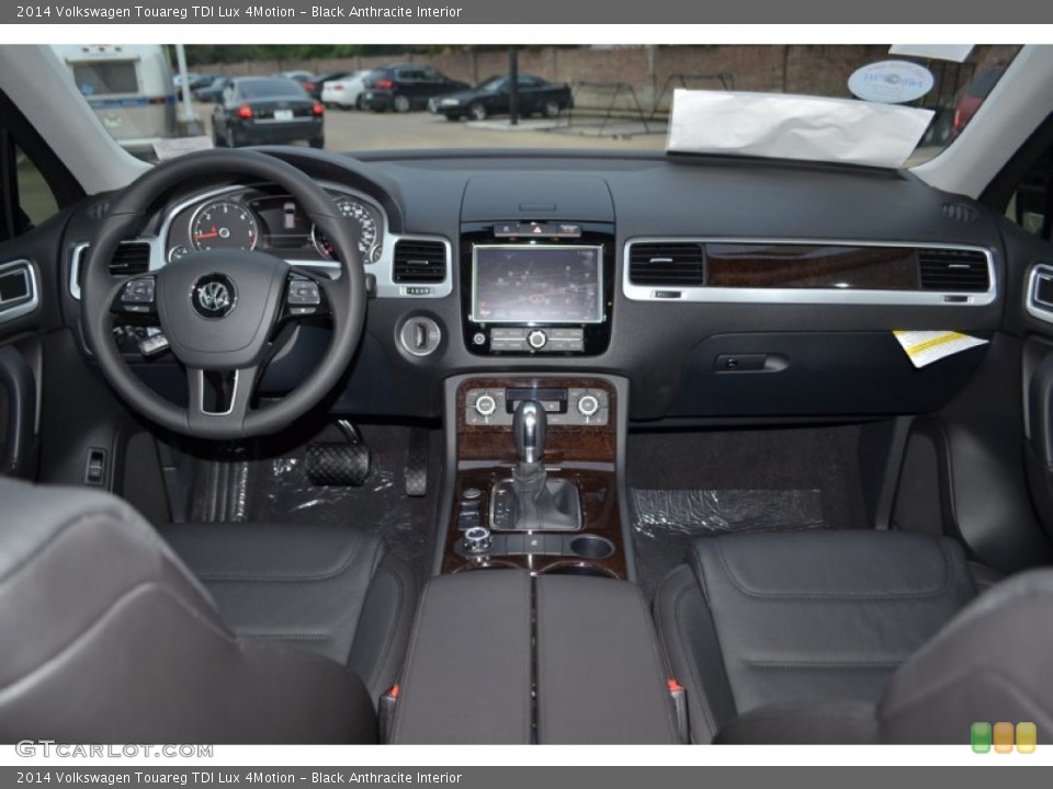 Black Anthracite Interior Dashboard for the 2014 Volkswagen Touareg TDI Lux 4Motion #86944003