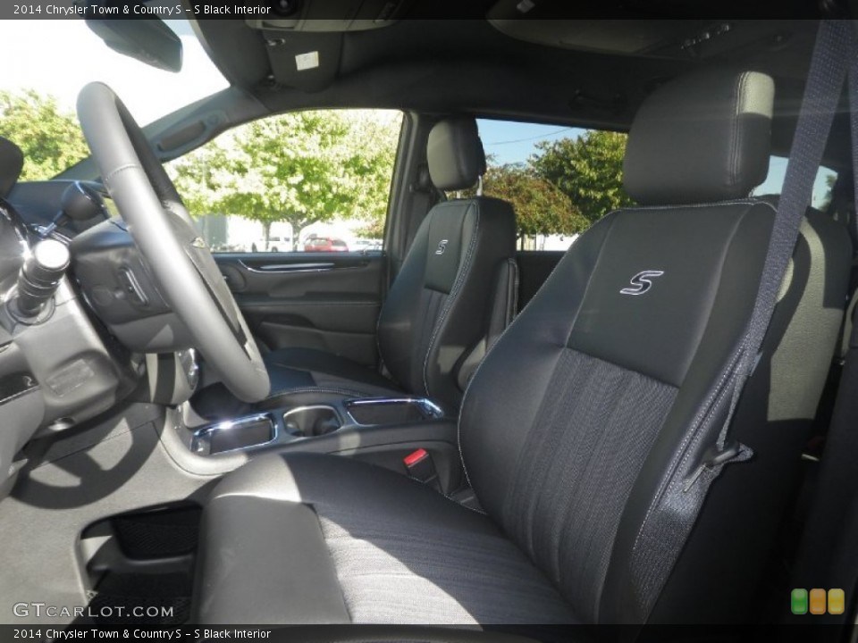 S Black Interior Front Seat for the 2014 Chrysler Town & Country S #86957899