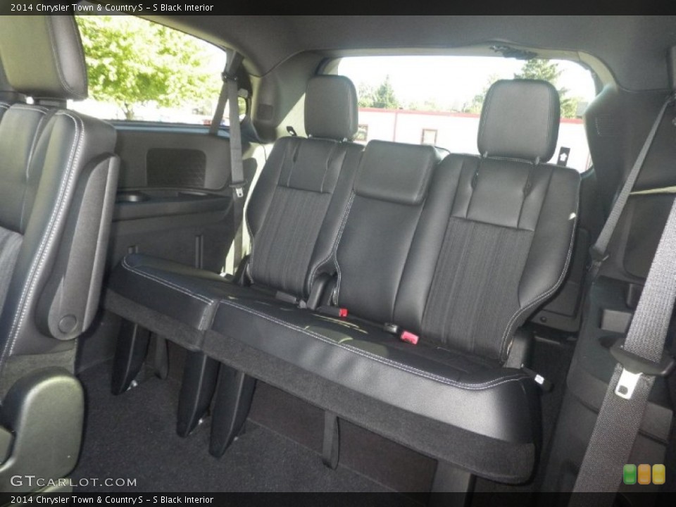 S Black Interior Rear Seat for the 2014 Chrysler Town & Country S #86957965