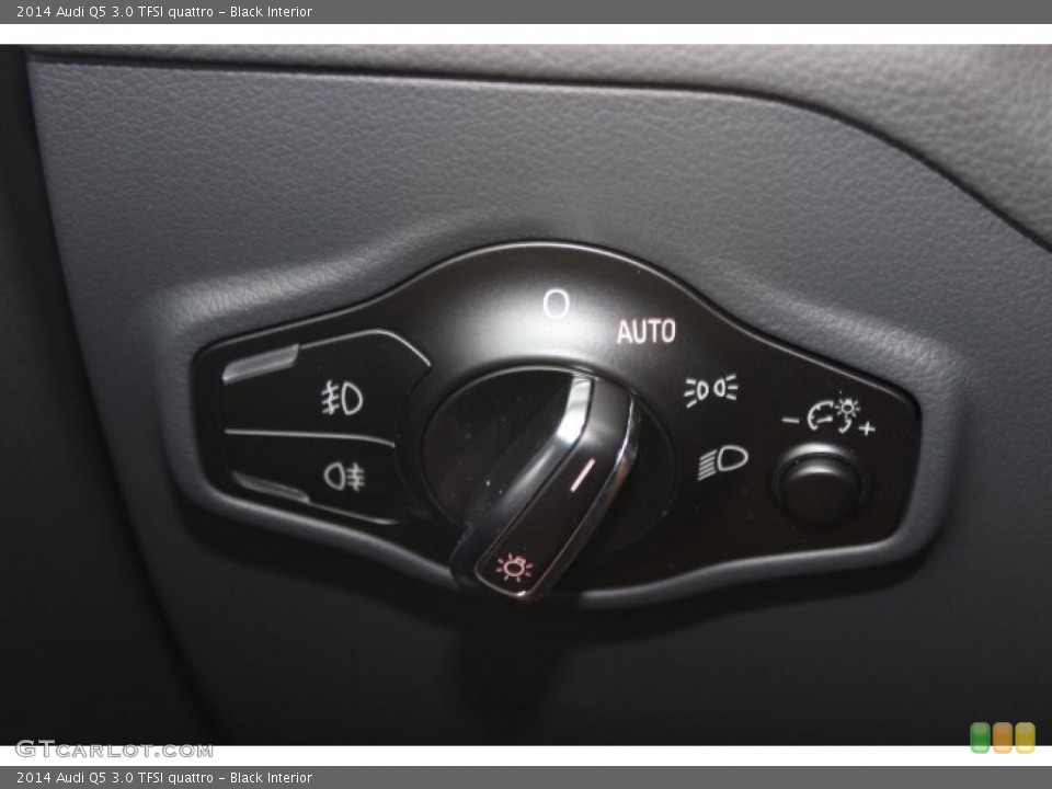 Black Interior Controls for the 2014 Audi Q5 3.0 TFSI quattro #87039990