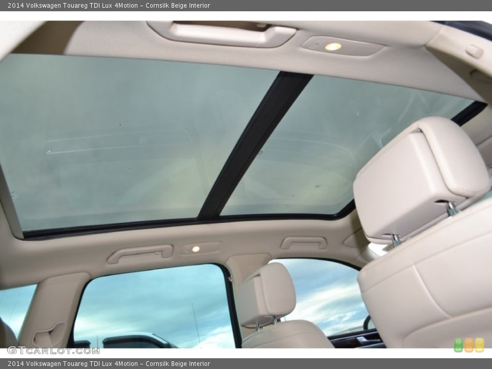 Cornsilk Beige Interior Sunroof for the 2014 Volkswagen Touareg TDI Lux 4Motion #87044937