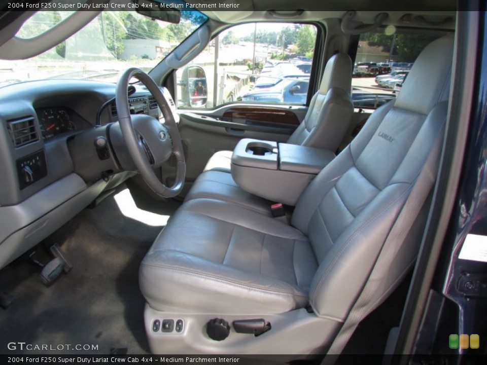 Medium Parchment Interior Photo for the 2004 Ford F250 Super Duty Lariat Crew Cab 4x4 #87105291