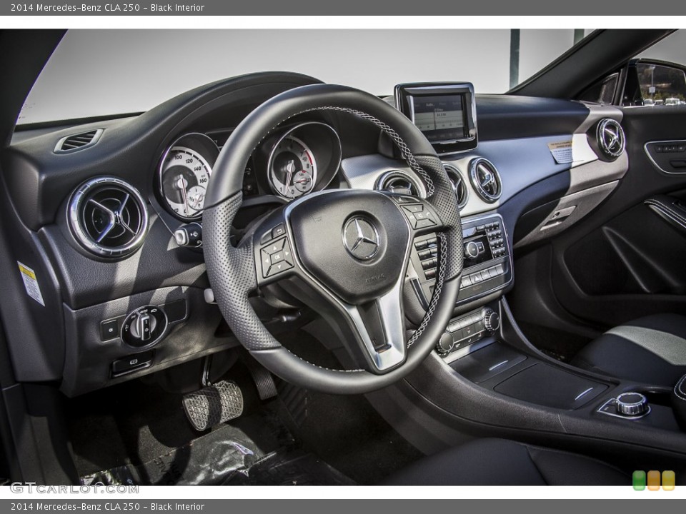 Black Interior Dashboard for the 2014 Mercedes-Benz CLA 250 #87140259