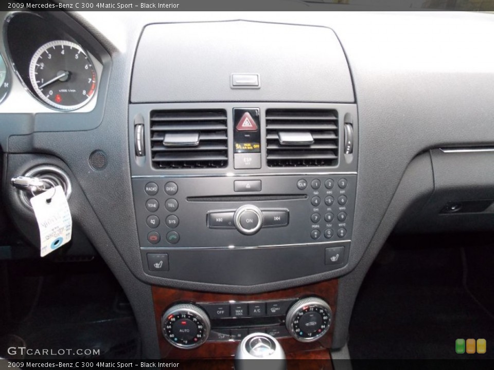 Black Interior Controls for the 2009 Mercedes-Benz C 300 4Matic Sport #87184744