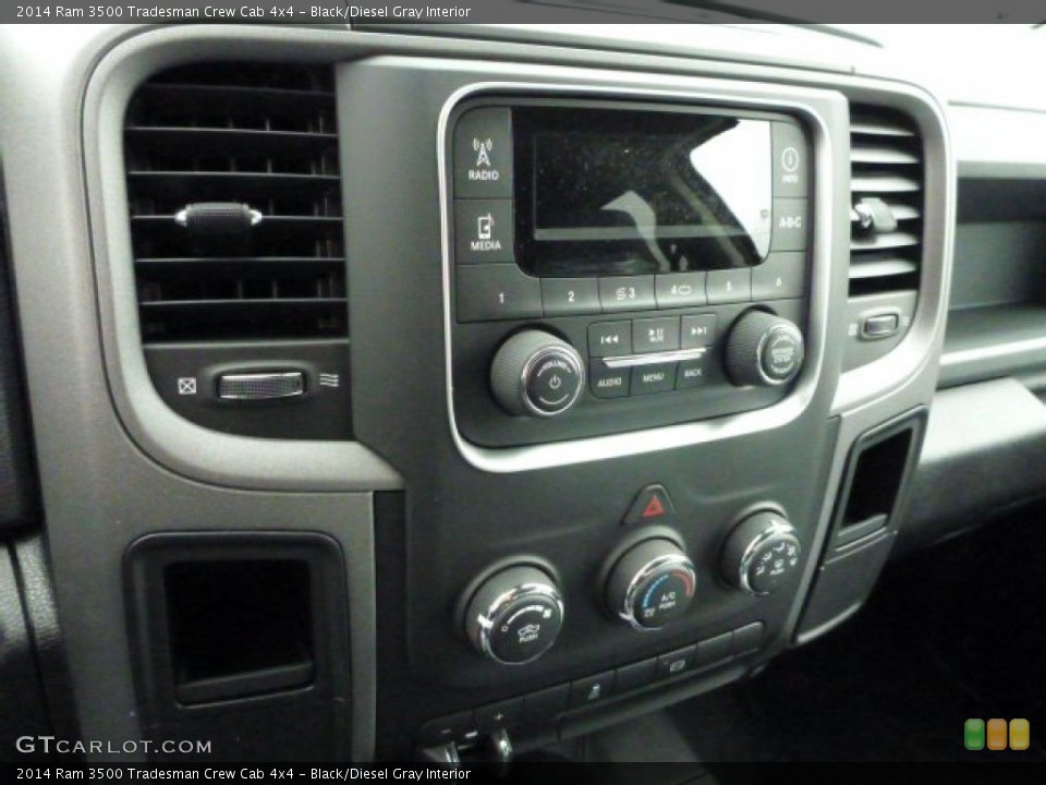 Black/Diesel Gray Interior Controls for the 2014 Ram 3500 Tradesman Crew Cab 4x4 #87219858